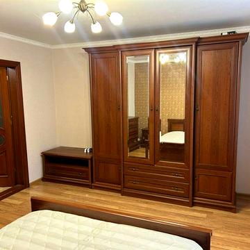 Терміново здається 3 км квартира Руська,Фастівська, вільна !