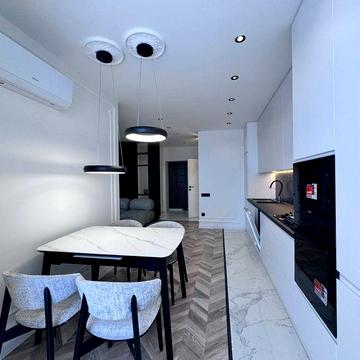 Оренда стильної 1 км квартири в центрі міста