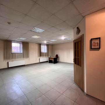 Чорновола вул., 107а