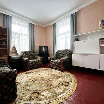 Будинок в Києві, можна з дітьми і тваринами