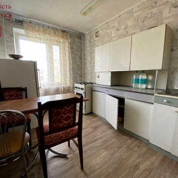 Сертифікат/Продаж / 3-х кімнатна квартира/ вул. Небесної Сотні