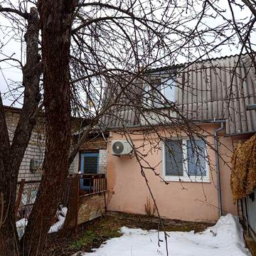 Продається частина будинку в центрі