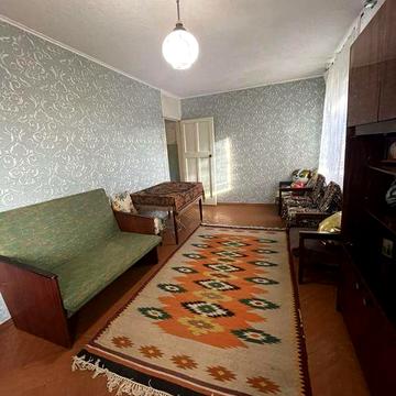 2-кімнатна квартира 42 м² з балконом, кімнати роздільні, Суха Балка