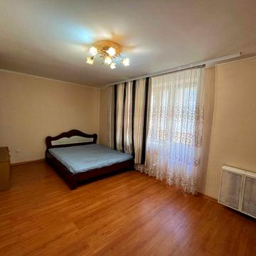 Оренда 1-кімн. квартири на бульварі