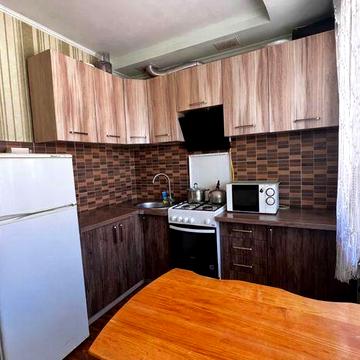 Продам 1к Відінська з автономним опаленням