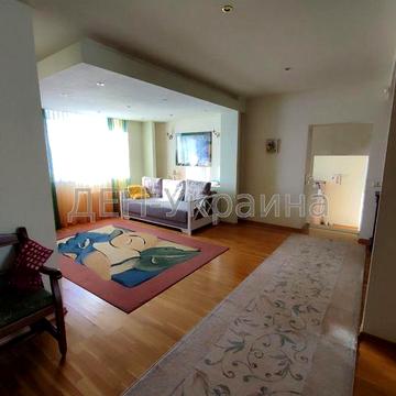 Продам яскраву квартиру у центрі міста вул Тютюника 40, 450000 у.е.