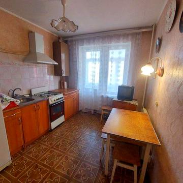 Продается однокомнатная квартира центр Бородинского мкрн.