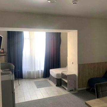 Оренда одномісної квартири, Озерна