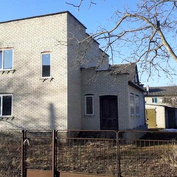 Продаж незавершеного будинку та житлова времянка

Продається незаве