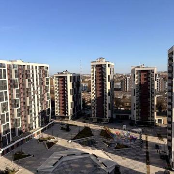 Видова Трикімнатна квартира з шикарним виглядом на гори та озеро ЖК Manhattan