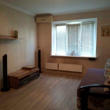 Здам 1-кімн.Пр-т Червоної Калини 72, високий бельетаж /16 пов. вдома.