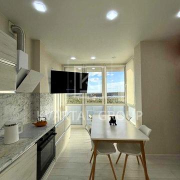 Продаж двокімнатної квартири з новим ремонтом. Мінімальне оформлення. ЖК Центральний-2