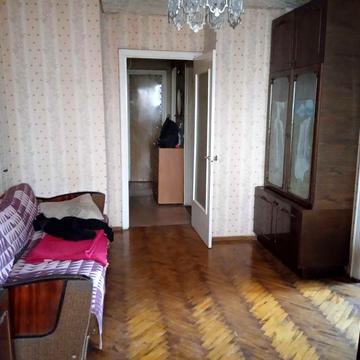 Здається 2-х кімнатна квартира район малого ринку. Світло не вимикають