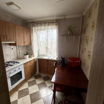 Двухкомнатная квартира на Инглези /Ак.Королева