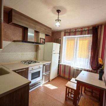 Продам 2к.квартиру чешку на пр-те Мира,д.5. Левобережный-3.