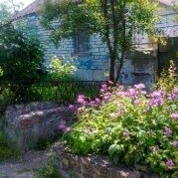 Дом ветхого строения с участком 7,5 соток