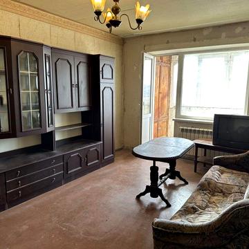 Продам 2-х комнатную квартиру на Херсонском Шоссе, район "Экомаркета"