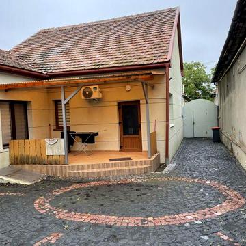 ЗакарпатБереговеЕНЕРГОНЕЗАЛЕЖ НайніжнішийБудин/42-метриЦентрПоручВсе