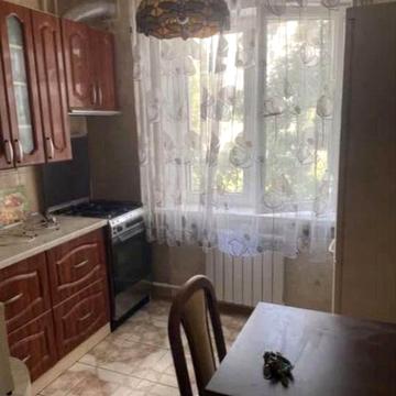 3кімнатна на 3 поверсі