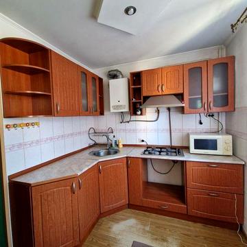 Оренда 1-к. хр. вул. Небесної сотні (Формаркет)