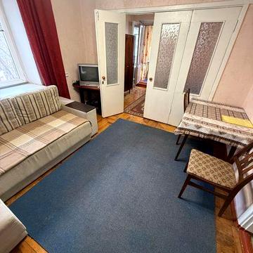 Продам 2-кімнатну квартиру на Набережній (Запоріжжя)