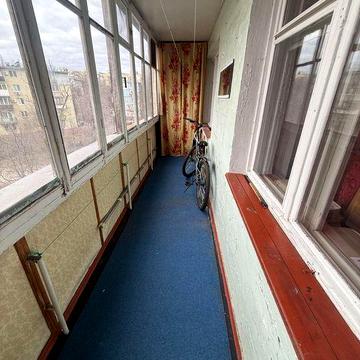 Продам 2-кімнатну квартиру на Набережній (Запоріжжя)