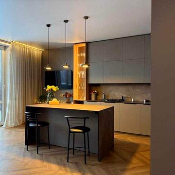 Таунхаус з дизайнерським ремонтом Гатне (180м2)