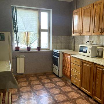 Роздільна 3-на квартира, швидкісний трамвай!