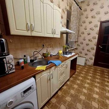 Сдам 1 комнатную квартиру на Колонтаевская/Серова!