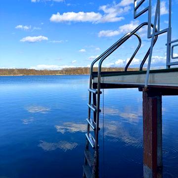 Будинок на озері Дийда (Дідово) що