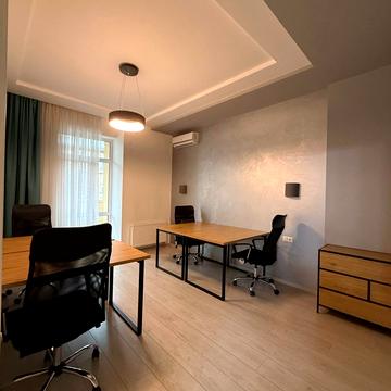 Євгена Коновальця вул. (Щорса), 36-Е