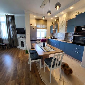 Градинська вул., 1