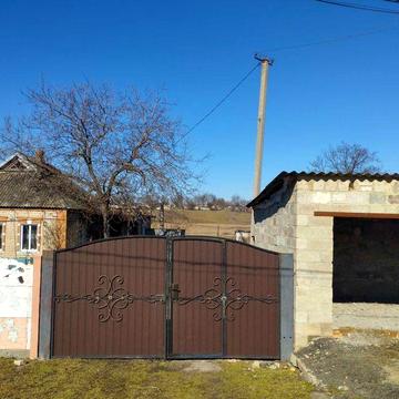 Будинок в самому секторі