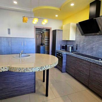 Оболонь, продаж, Героїв полку Азов 8.