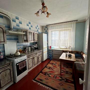 Продам 4-комнатную квартиру Амур-Нижнеднепровский район ж/м Ломовский