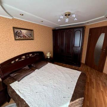 Двокімнатна. Цегла. Автовокзал