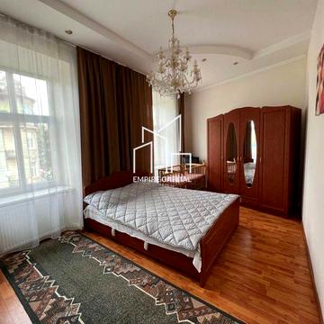 Оренда 4 кімнатної квартири по вул. Огієнка