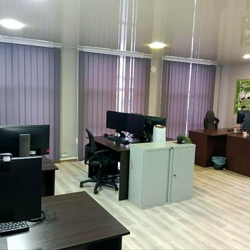 Вячеслава Чорновола вул. (Енгельса), 173