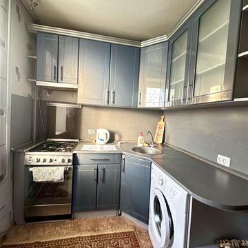 Фурманова 1 кімнатна 11500грн+комунальні