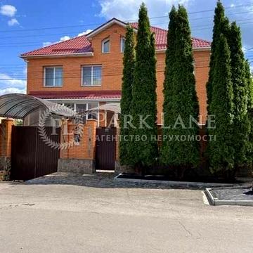 Аренда дома 300 м2 под офис. Петропавловская Борщаговка. Парко места