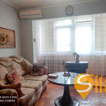 4-кімнатна квартира біля Дніпра + гараж