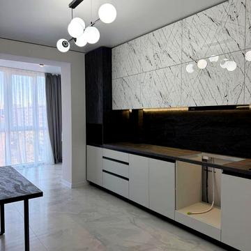 2- кімн новобудови здана з ремонтом меблями світло вода газ ліфт все є