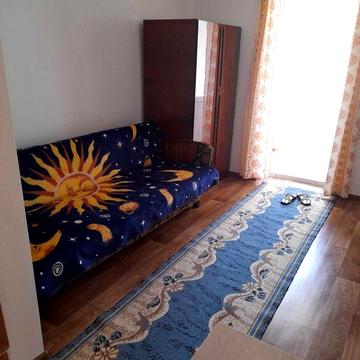 Сдам 1-комнатную квартиру на Леонова/ Лазурный переулок (Ленпосёлок)