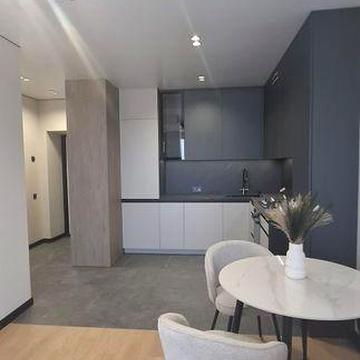 Євро 2к квартира біля Центрального парку в Ірпені