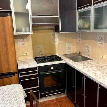 Сдам 3х комн квартиру м. Спортивная