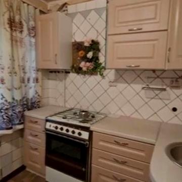 Продам 2 ком.квартиру по ул Нижнеднепровская