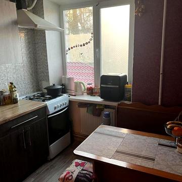 Продам  3 ну. Кв.в центрі. З  А/О.