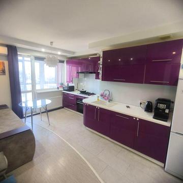 В продаже большая 2х комнатная квартира в современном доме