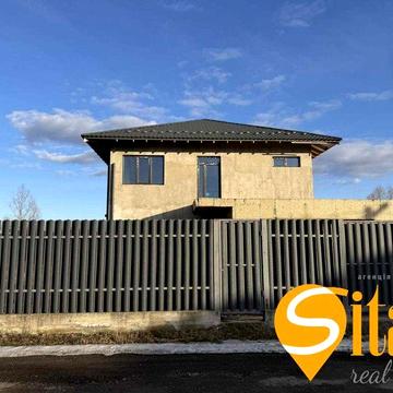 Будинок з виходом на канал Гнідин, без%