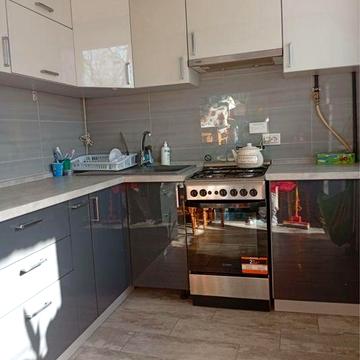 Продається 1кім чешка в районі парку